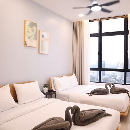 Twin Tower Residence By Nest Home【5 Mins Walk To Ciq】 ジョホールバル エクステリア 写真