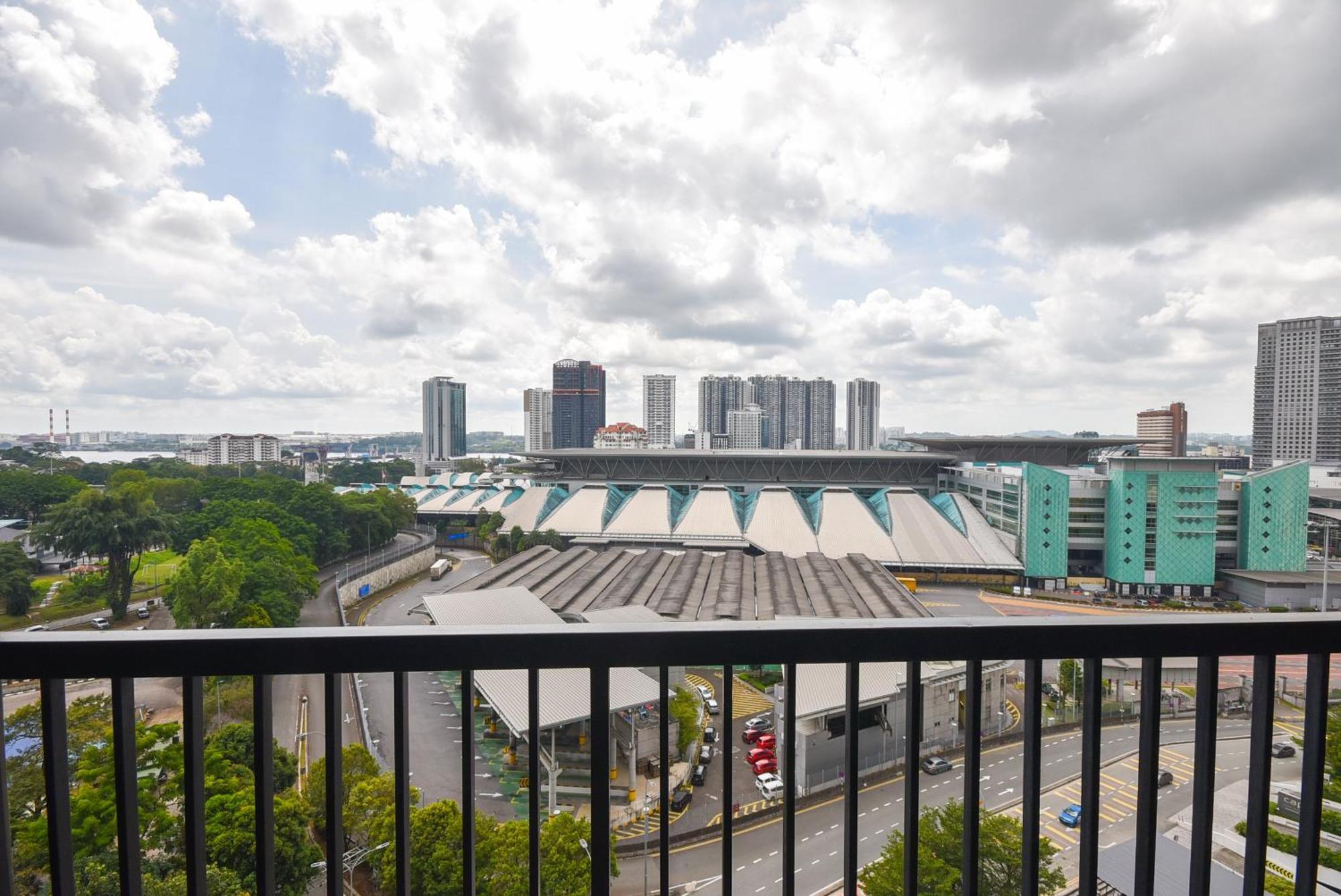 Twin Tower Residence By Nest Home【5 Mins Walk To Ciq】 ジョホールバル エクステリア 写真
