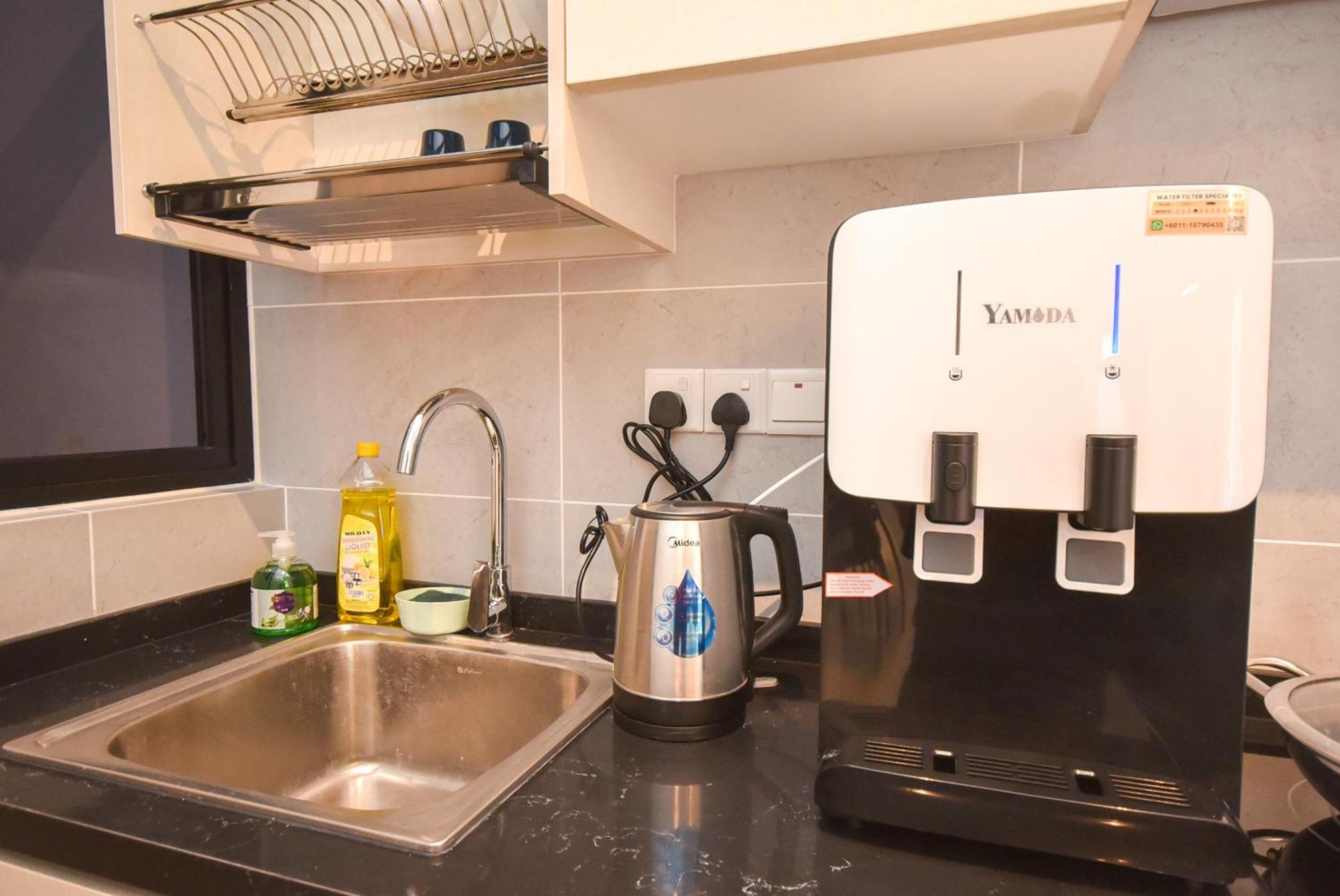 Twin Tower Residence By Nest Home【5 Mins Walk To Ciq】 ジョホールバル エクステリア 写真